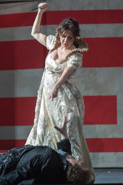 Tosca killing Scarpia,second act. Foto Festivalo Pucciniano