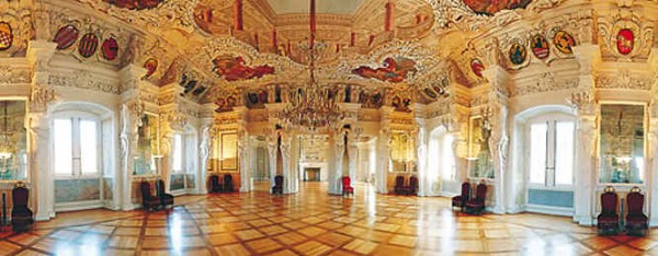 The Grand Hall in Coburg's Schloss Ehrenburg, the home of Prince Albert. Photo Tourismus Coburg.